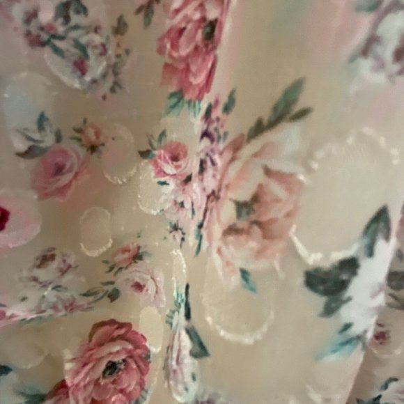 Express Floral Puff Sleeve Smocked V-Neck Cropped Top Coquette Cottagecore SM - Picture 13 of 16